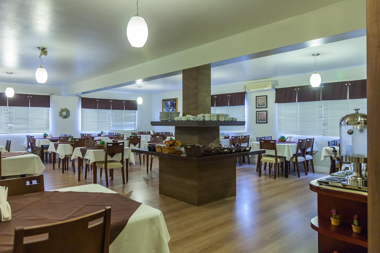 Hotel Fiorio Flores da Cunha Buitenkant foto