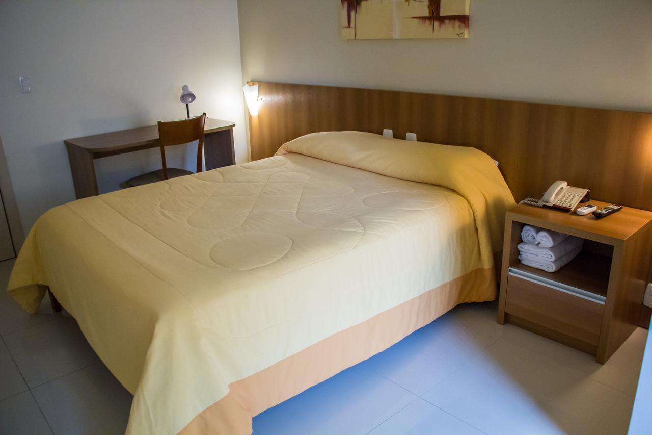 Hotel Fiorio Flores da Cunha Buitenkant foto